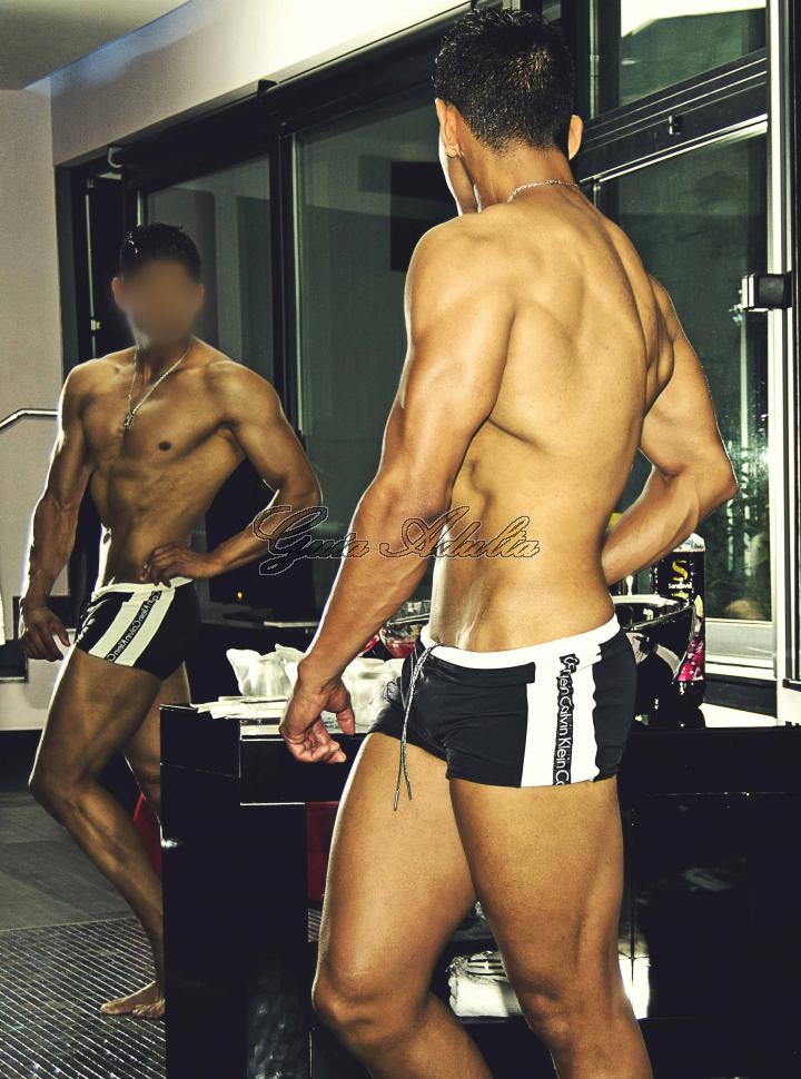 Imagen de Angel Gigolo Boy Escort en Barcelona foto 2 Gigolo Boy Escort Angel Barcelona foto 2