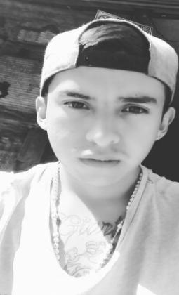 Imagen de Xbrayan Gigolo Boy Escort en Vizcaya Gigolo Boy Escort Xbrayan Vizcaya